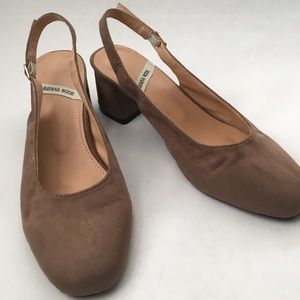 HAVANA MODE • 2” TAUPE TAN SLING-BACK LOW HEELS